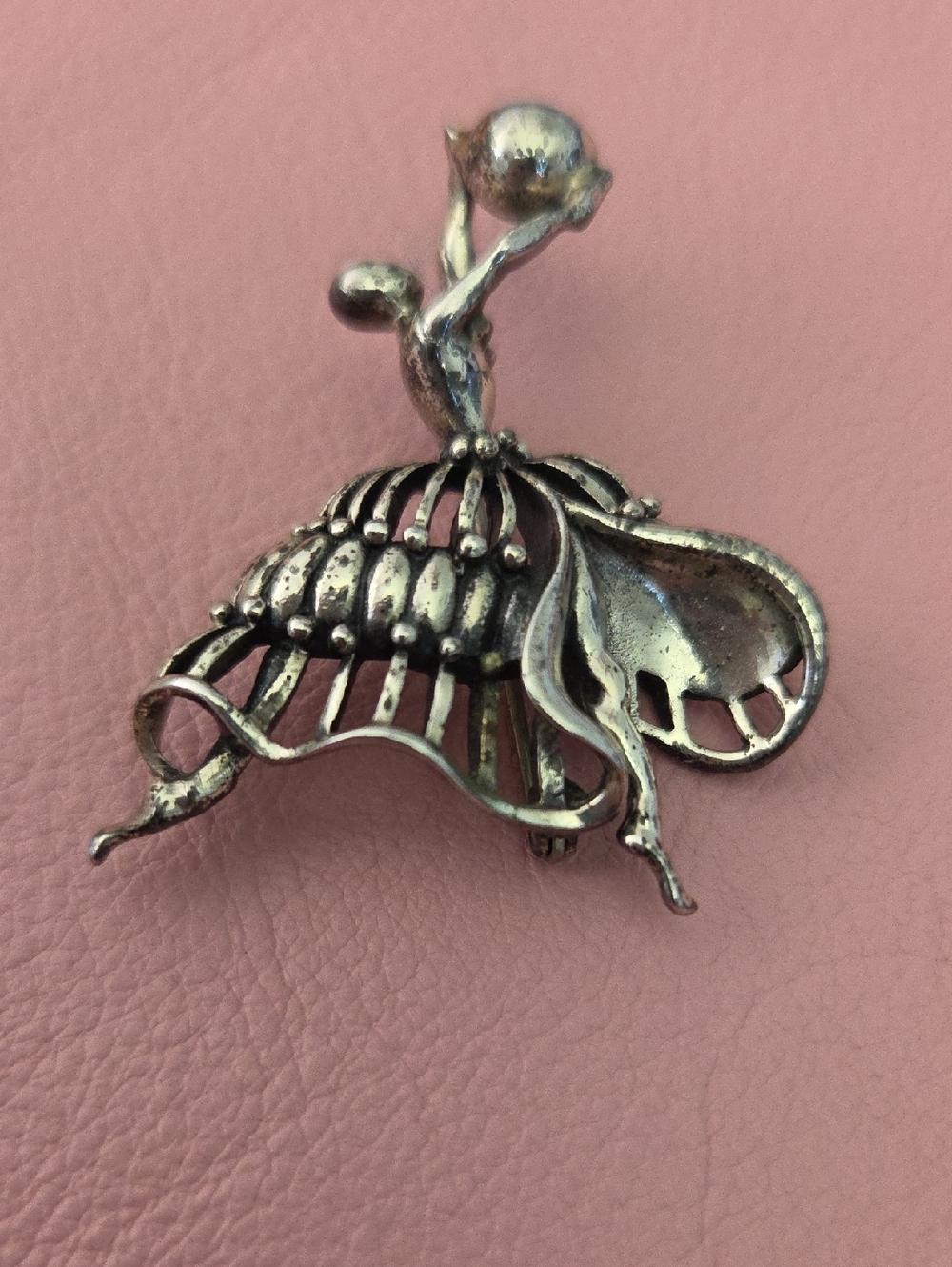 VINTAGE DANECRAFT DANCER BROOCH.